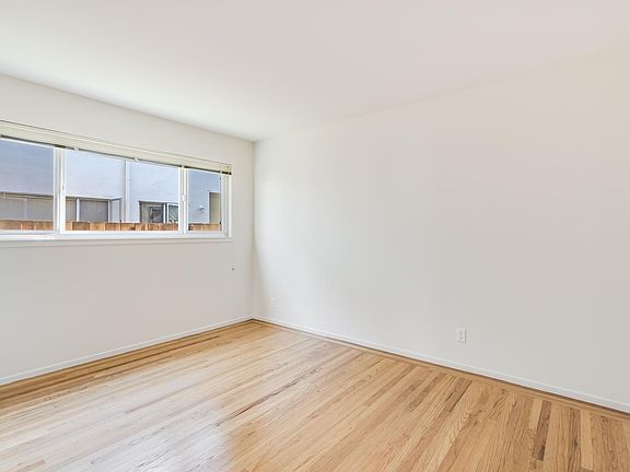 5th image of 845 Roble Ave APT 1