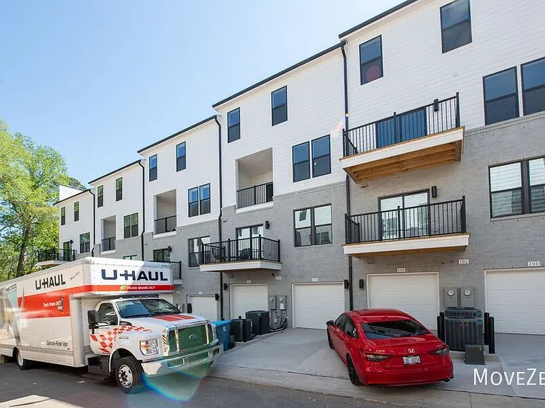 104 Ailey Brook Way #200 — Photo 2