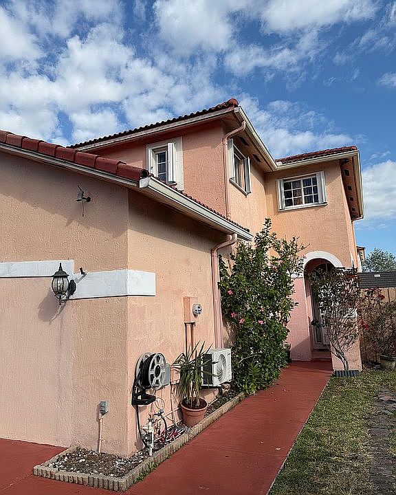 1st image of 7477 NW 167th St