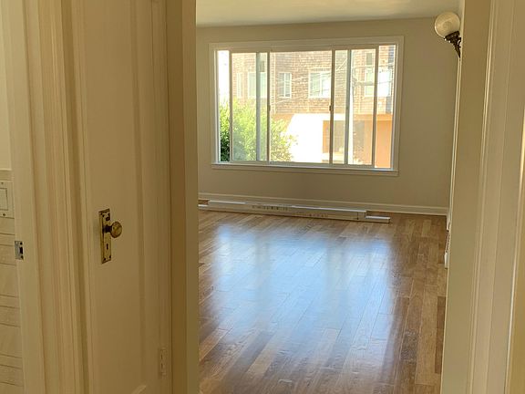 5th image of 4623 Balboa St Unit 2