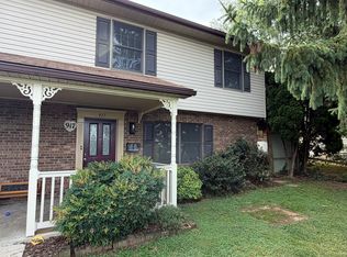 917 Rose Hill Ave, Hagerstown, MD 21740