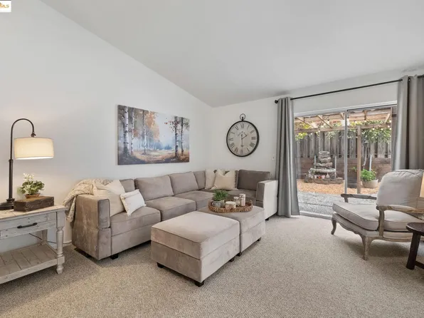 12660 Red Chestnut Ln Space 18, Sonora, CA 95370