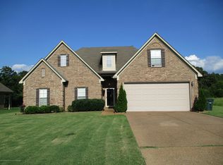 325 Cardinal Ln, Senatobia, MS 38668