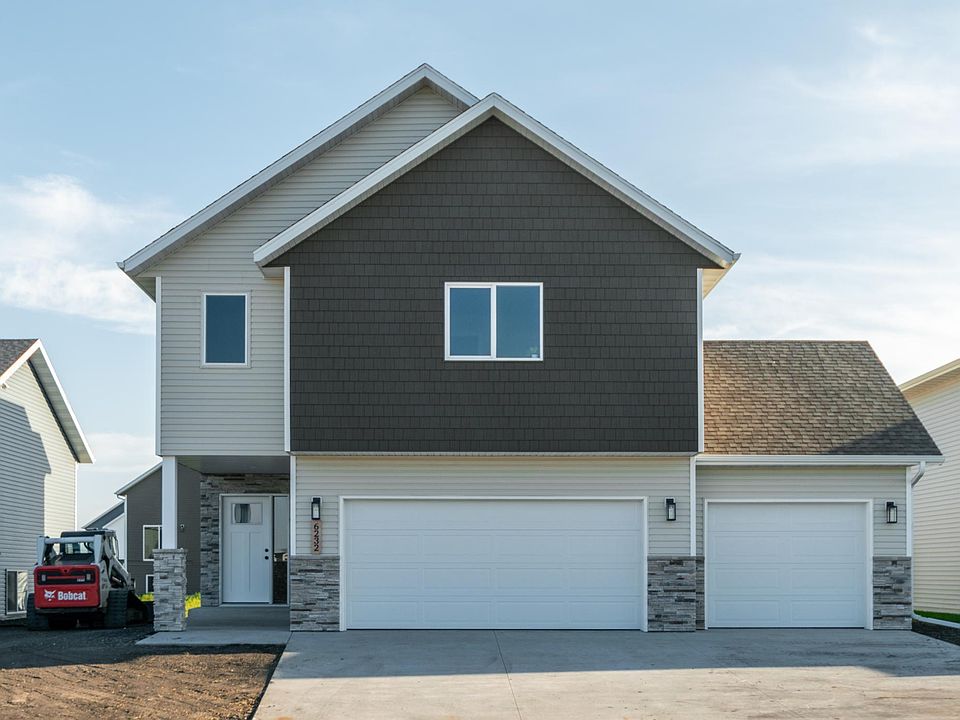 1st image of 6220 68th St S