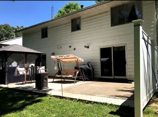 230 Ridge Dr, Chester, IL 62233