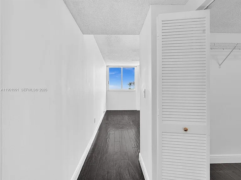 6422 Collins Ave #701 — Photo 27