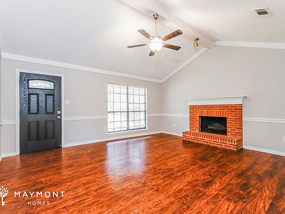 3rd image of 195 Dogwood Cir