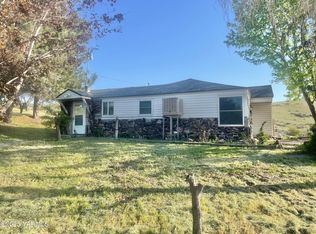 2090 Konnowac Pass Rd, Moxee, WA 98936