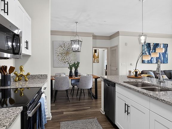 4th image of 326 Canton Rd #904