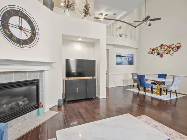 55 W Pipers Green St, Spring, TX 77382