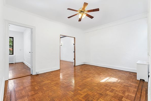 1st image of 36-22 Crescent St #3