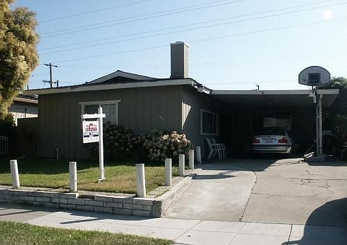 1st image of 475 Massar Ave