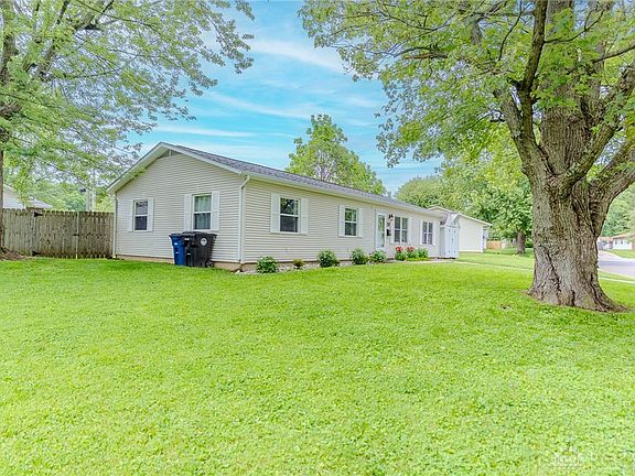 2nd image of 39 Cambo Pl