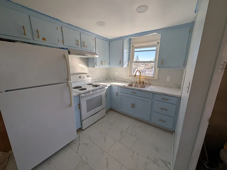 311 Litchfield Ave #2 — Photo 2