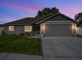 1080 Hugh Ave, Benton City, WA 99320