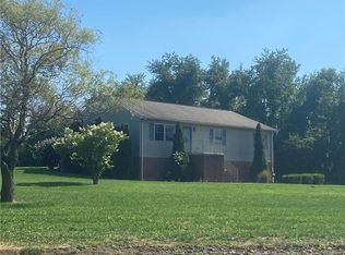 108 Pole Cat Rd, Mount Pleasant, PA 15666