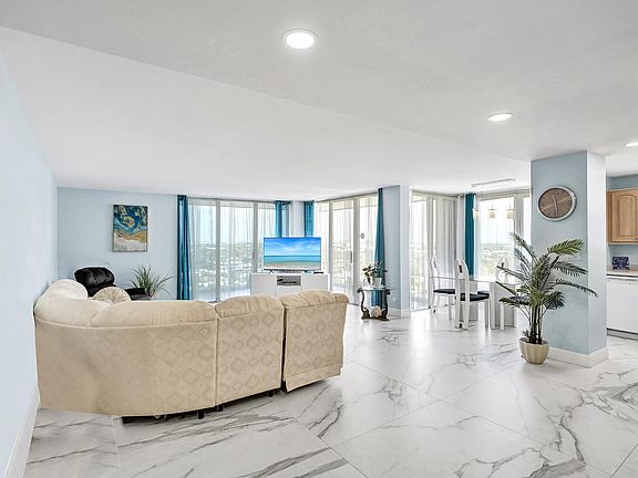 5th image of 1010 S OCEAN Boulevard #1609