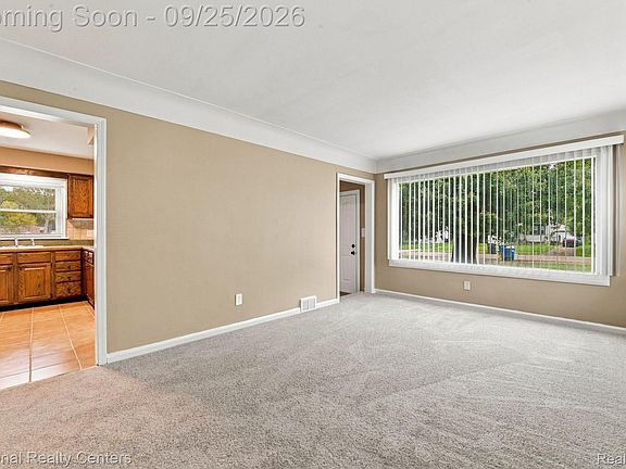 4th image of 13957 Berwyn