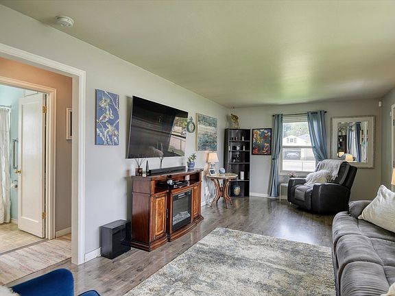 5th image of 8116 E Cataldo Ave