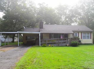 410 Chester Levee Rd, Jackson, TN 38301