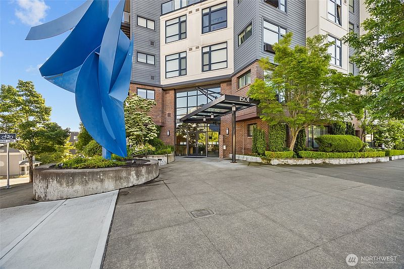 2nd image of 1501 Tacoma Avenue S #312
