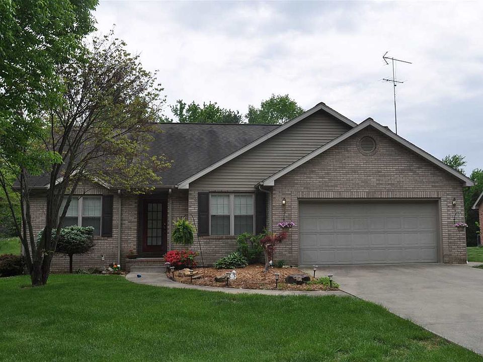 1st image of 801 W Melchoir Dr N