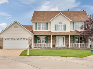 426 Winter Wind Dr, O'Fallon, MO 63366