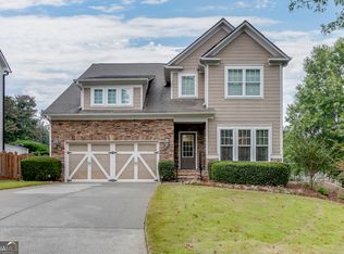 7863 Keepsake Ln, Flowery Branch, GA 30542