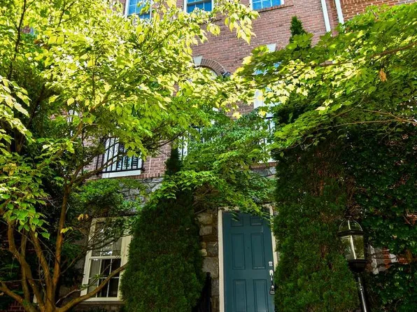 589 Cedar Spring St, Gaithersburg, MD 20877