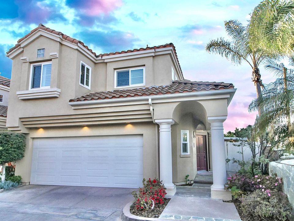 1st image of 2297 La Playa Dr N