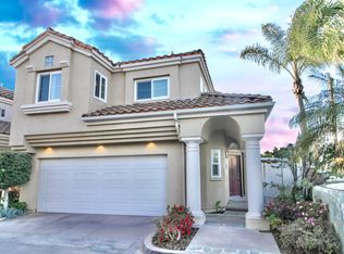 2297 La Playa Dr N, Costa Mesa, CA 92627