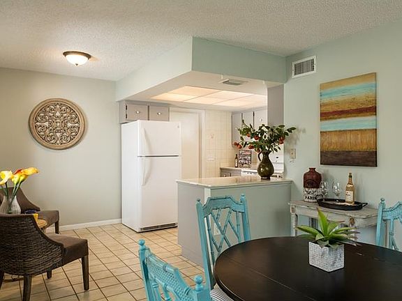 5th image of 8326 17th St N #43C