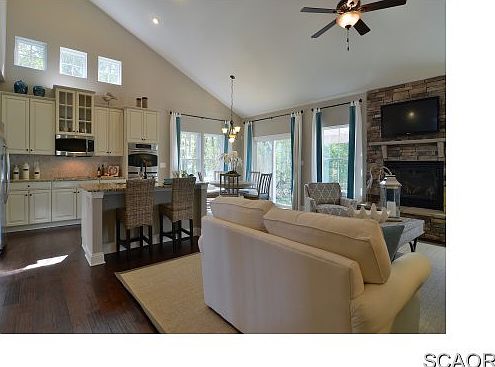 5th image of 21380 N Acorn Way