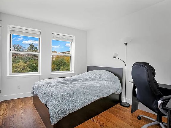 3rd image of 362 Saint Nicholas Ave APT 9A