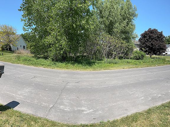 5th image of 106 Paradise Ln
