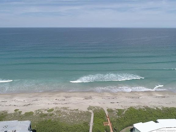 2nd image of 4100 NE Breakwater Dr