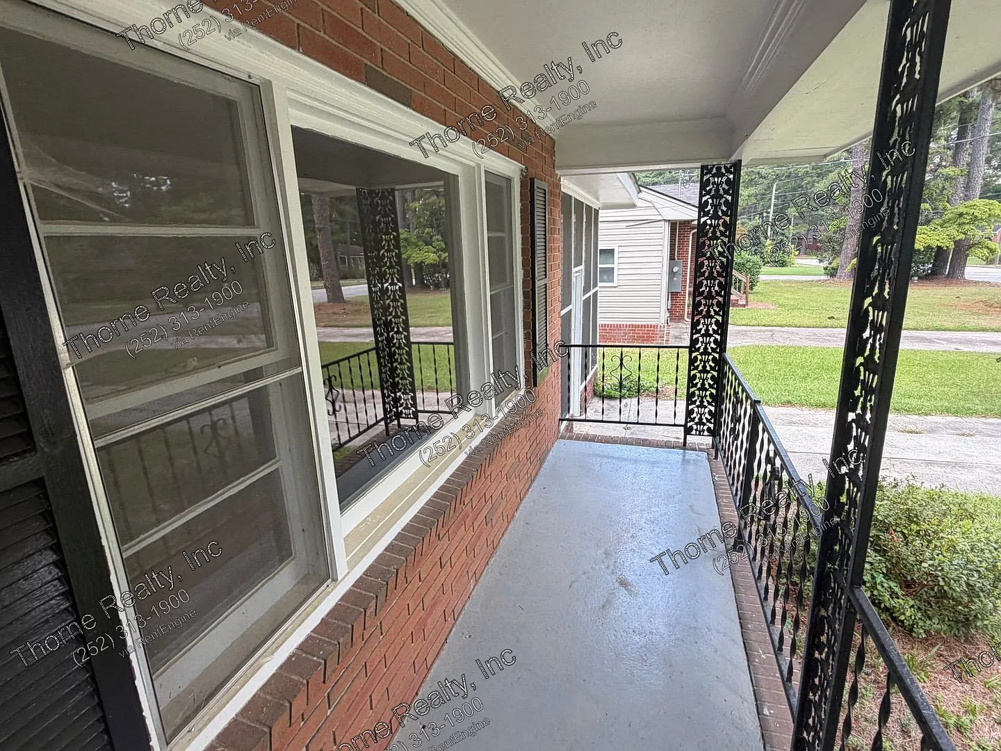 3 bed, 2.0 bath, 1280 sqft, $1,355 — Photo 3