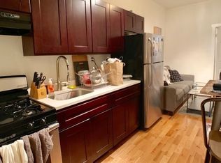 180 Meserole St #R3, Brooklyn, NY 11206