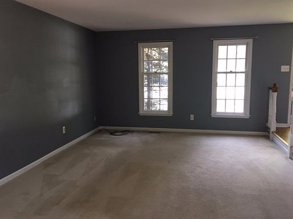 3rd image of 603 Shippen Dr