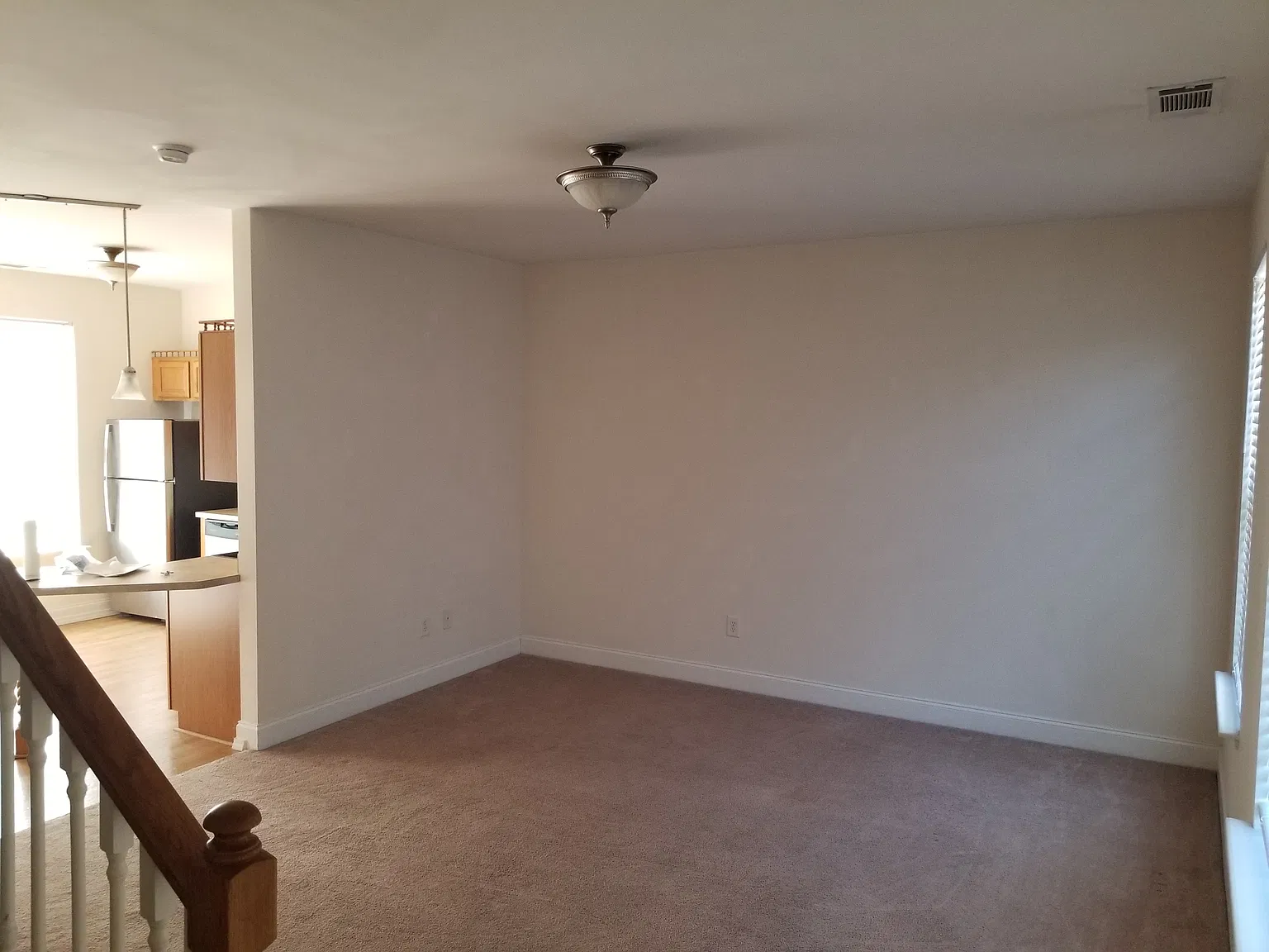 2 bed, 1.5 bath, 1000 sqft, $1,495 — Photo 3