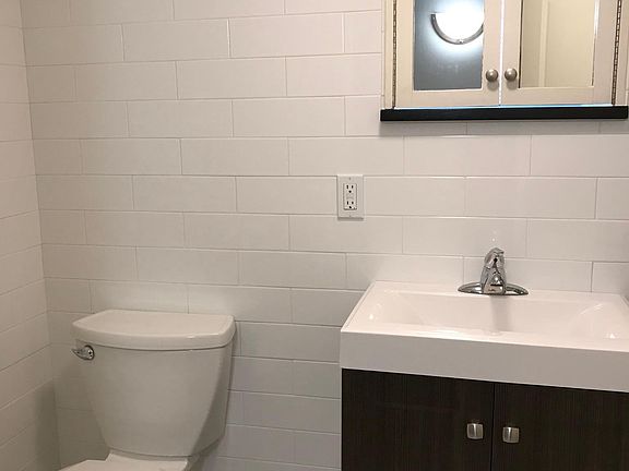 5th image of 241 Crescent Pl #Ground