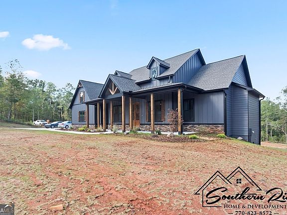 2nd image of 120 Martin Cemetery Rd