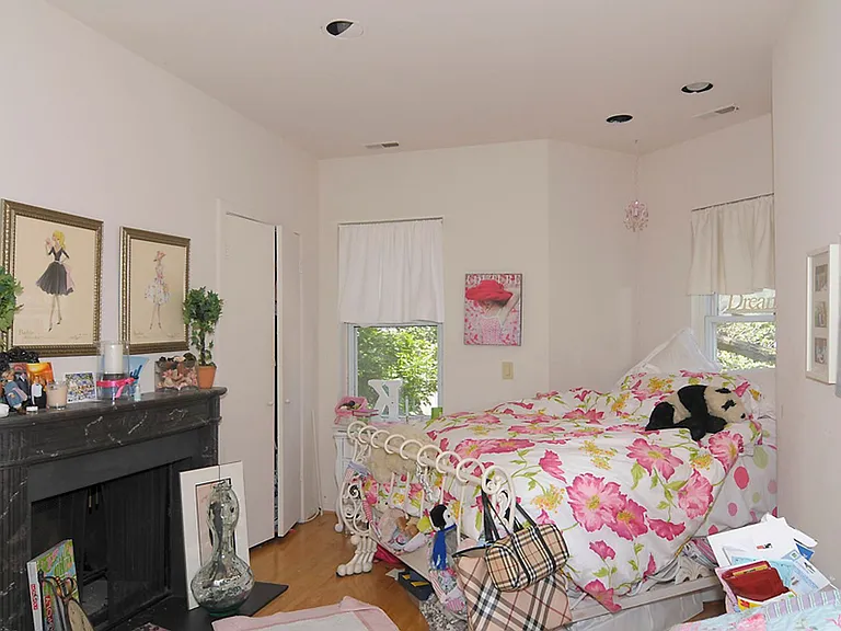 1226 28th St NW — Photo 40