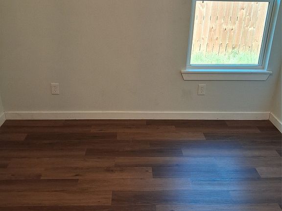 2nd image of 1307 W 33rd St