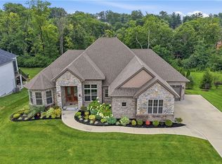 8009 Bennington Dr, West Chester, OH 45241