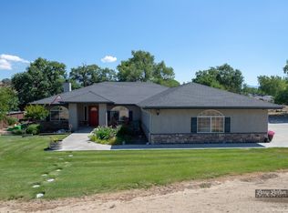 19312 Moon Dr, Tehachapi, CA 93561