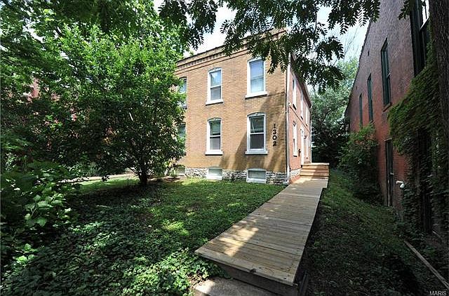 1st image of 1302 S 18th St