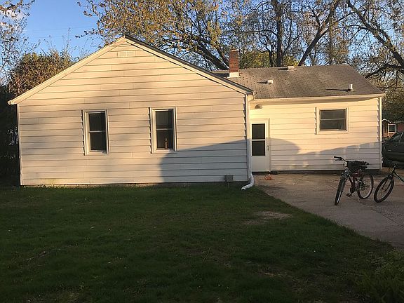 3rd image of 2131 Glendale Blvd