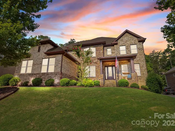 16522 Flintrock Falls Ln, Charlotte, NC 28278