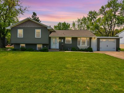 1603 Aurora Way, Normal, IL, 61761